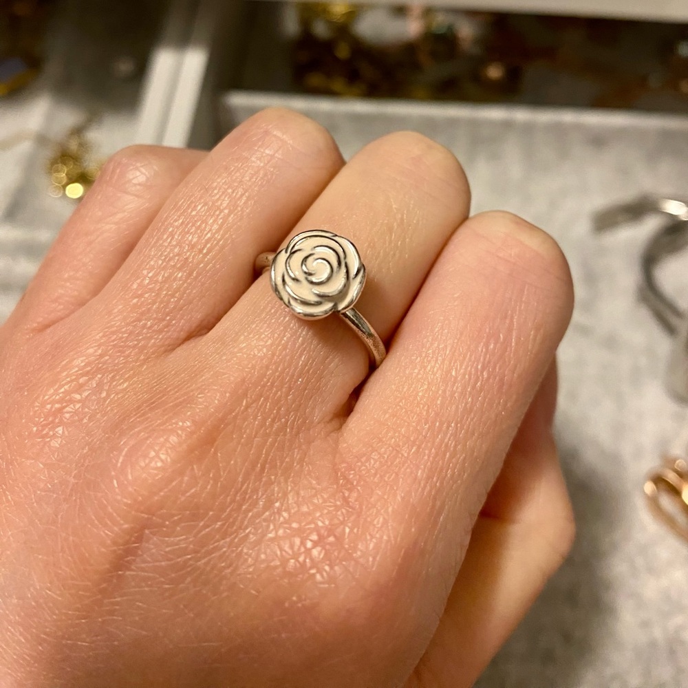 Pandora Rose ring in Silver and pink